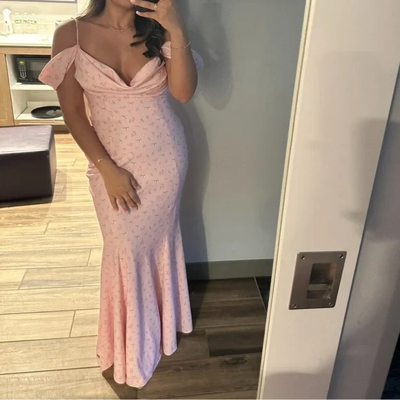 House of CB | Dresses | House Of Cb Elodie Pink Floral Maxi Dress | Poshmark